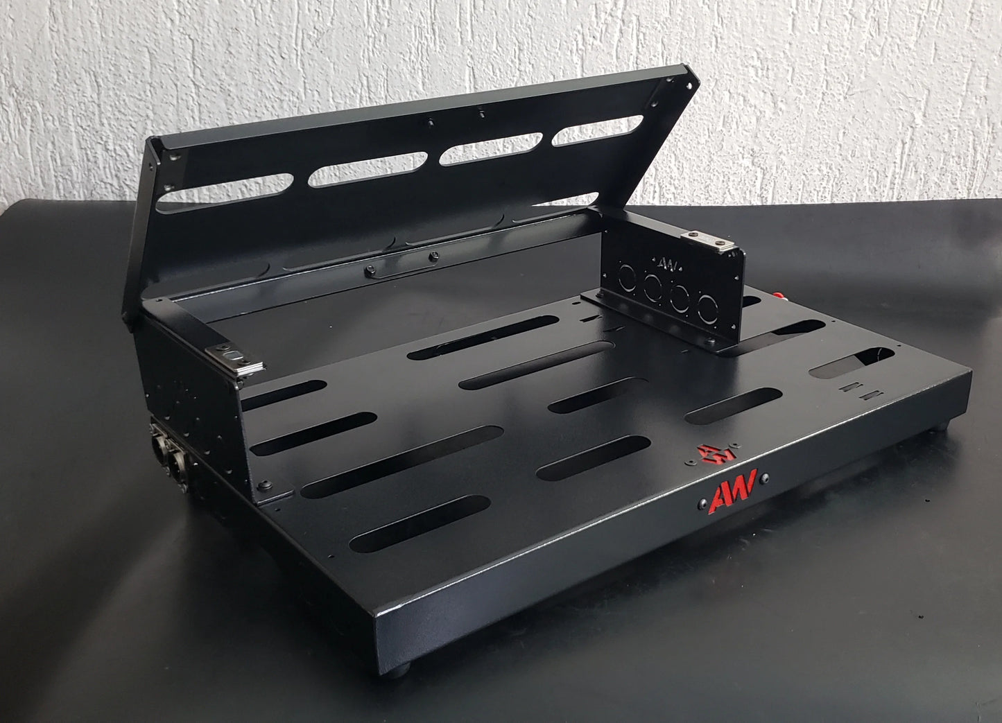 AW CUSTOM PEDAL BOARD 50X30X20CM